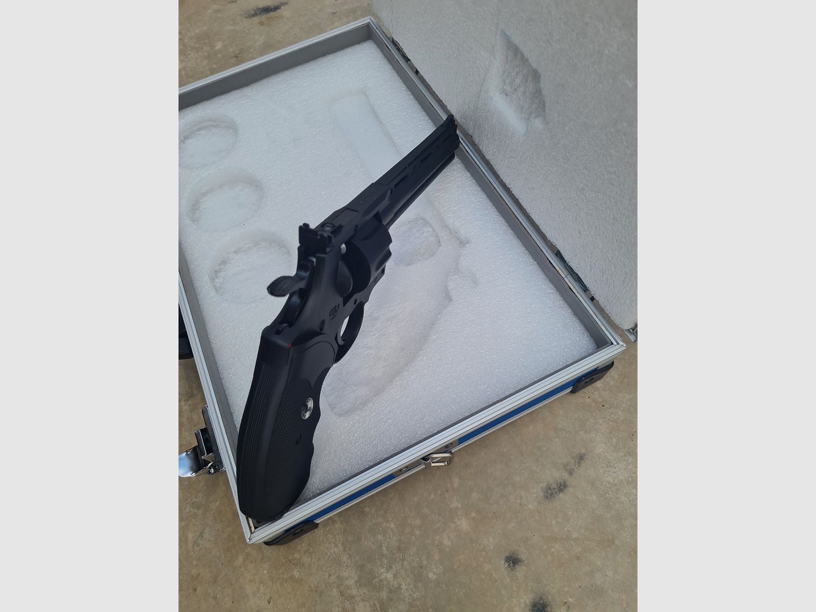COLT Phyton 6 Magnum 357
