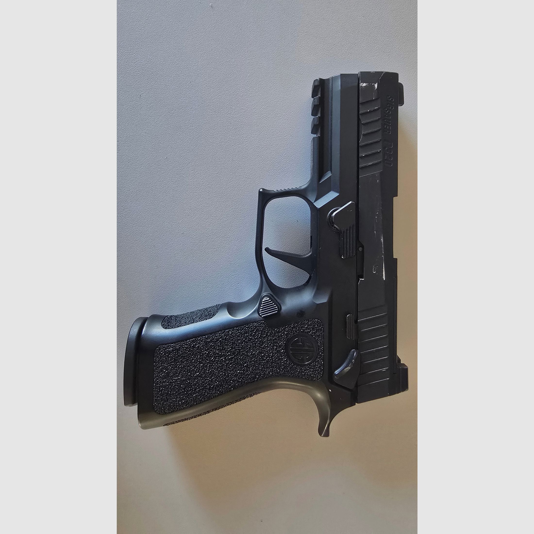 Sig Sauer zestaw - 4,5mm CO2 Sig Sauer P320 X Carry & P365 oraz akcesoria