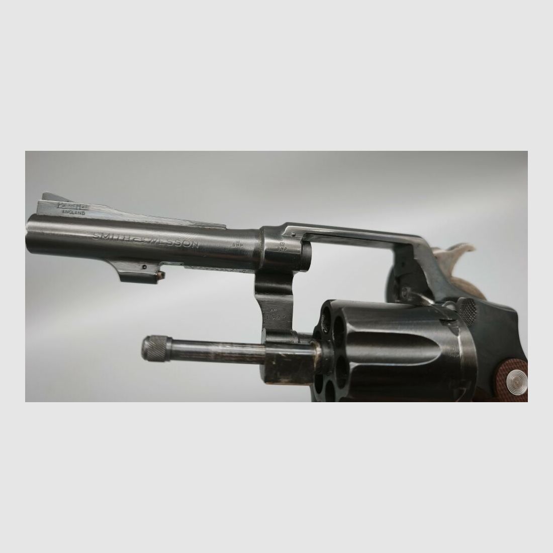 Smith & Wesson S&W Victory Revolver .38Special umgebaut bei Parker Hale .38Special