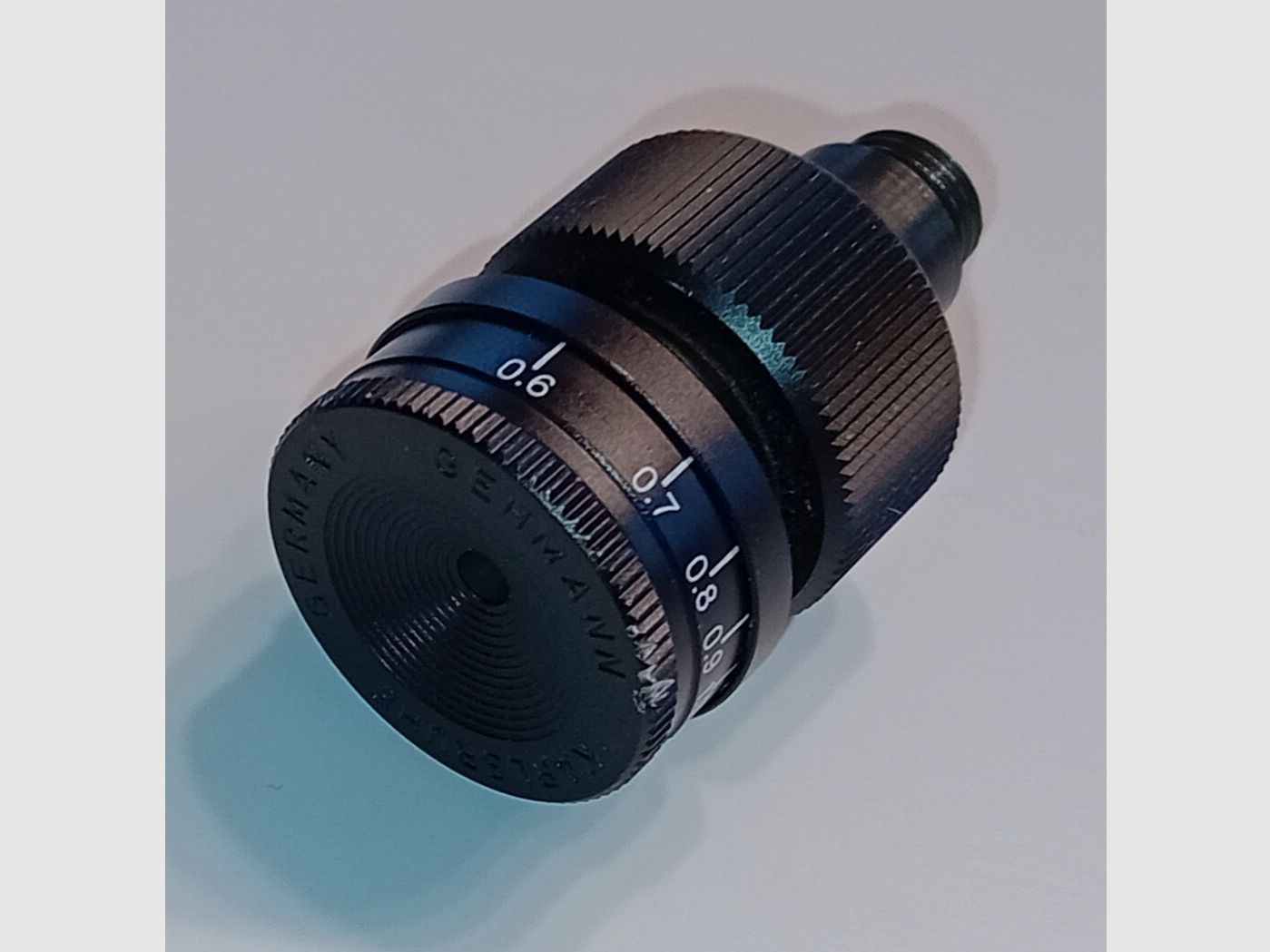 Gehmann Iris diaphragm disc with optics