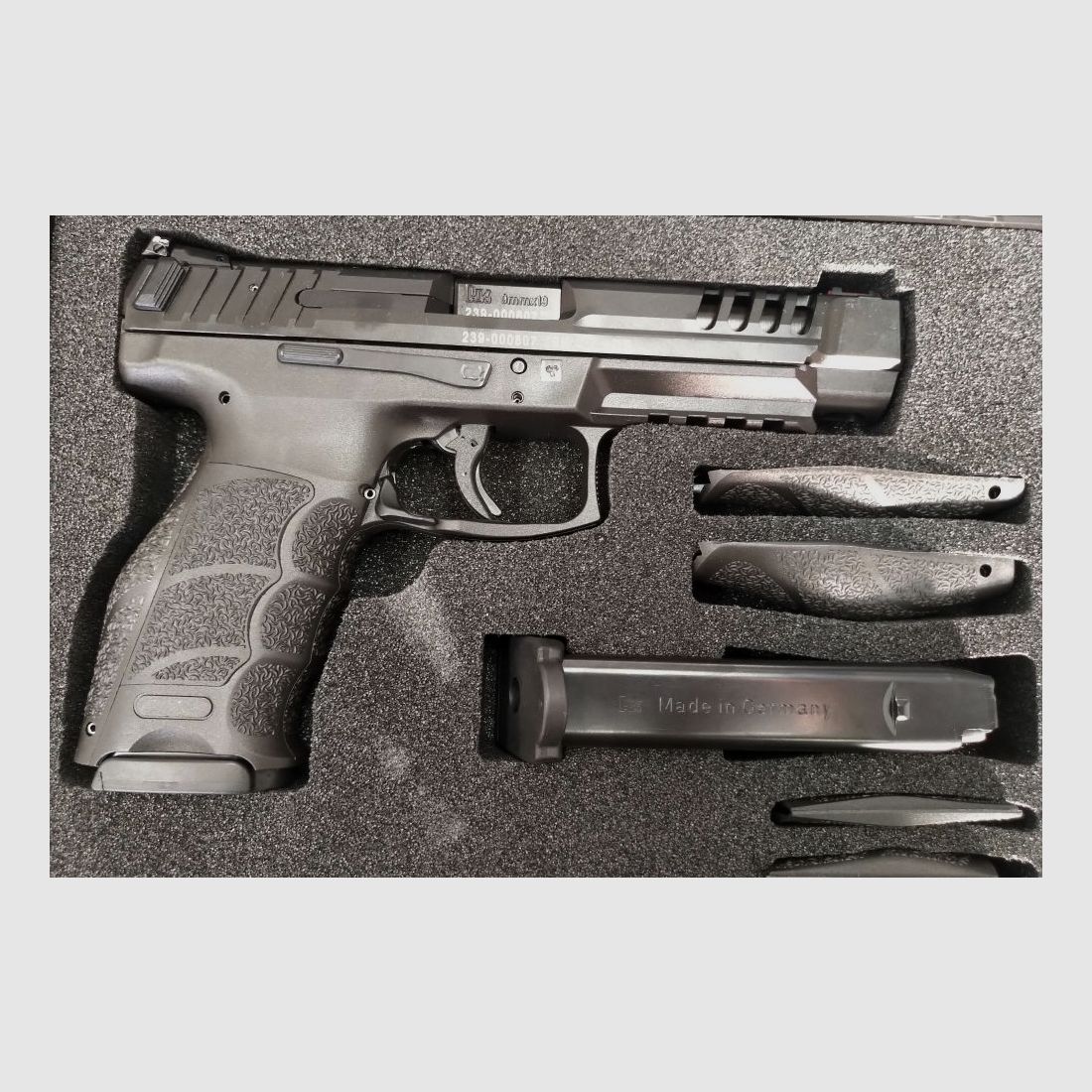 Heckler & Koch SFP9L-SF czarny