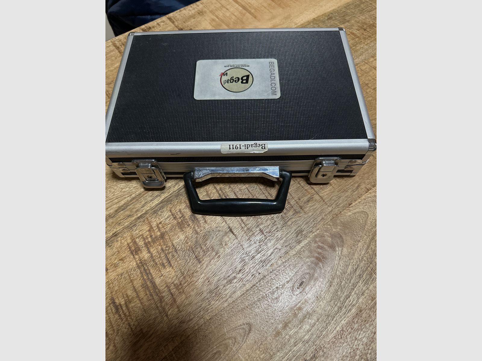 Begadi M1911 Pistole cal.6 mm BB Airsoft mit F Kennzeichen 