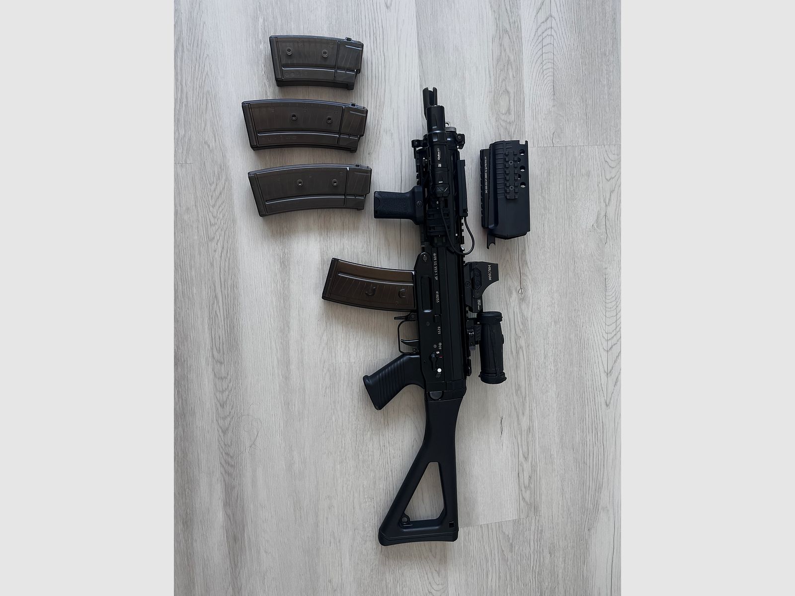 SG  553-1 SP Commando