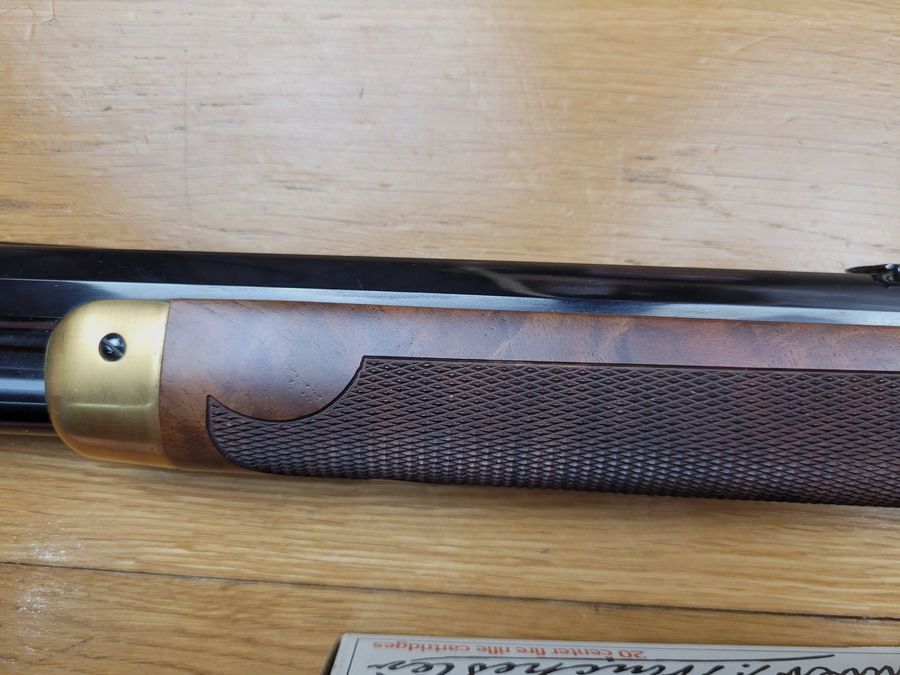 Winchester Kommemoration « Oliver F. Winchester » 1894 – 20.000 Ex. – Wunderschöne Quadrillagen – 38-55Win – Originalverpackung – Zustand TOP!, Bild 12 von 30