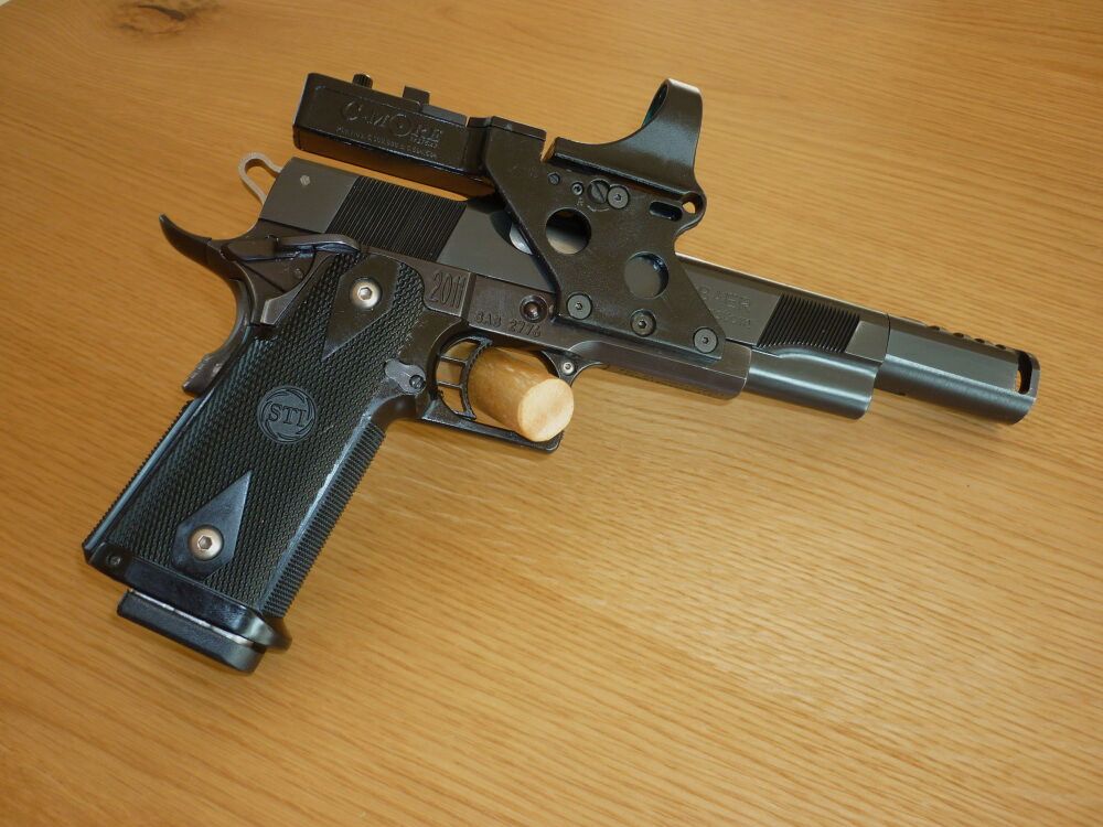 Les Baer Custom Custom 2011, afbeelding 2 van 5