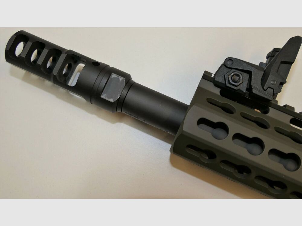 GWMH Selbstladebüchse GWMH SPC-HUNTER A4 10" (SWISS PISTOL CARBINE) OD-GREEN Kal.9x19 AR15 Glock Magazin