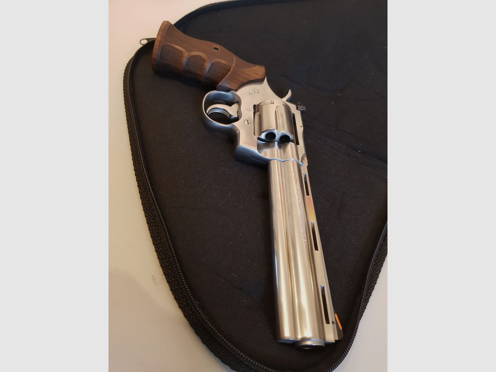 Colt Python .357Mag, 6 Zoll, Stainless