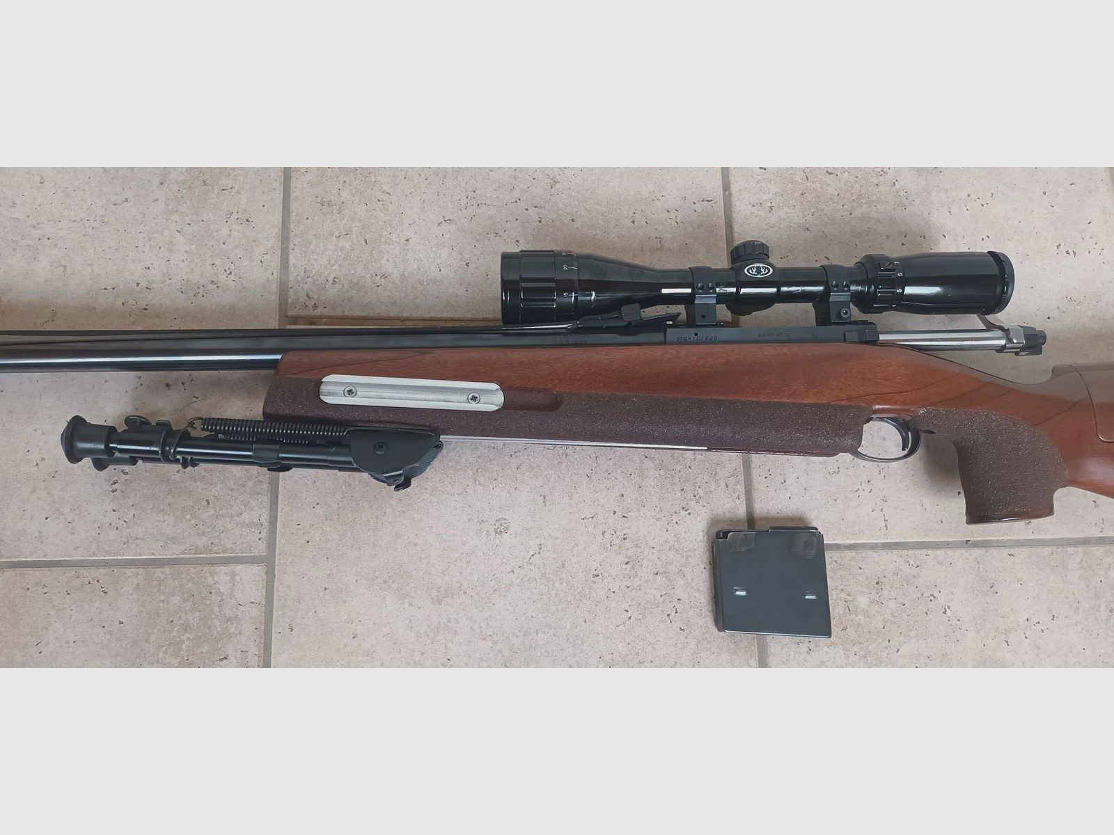 Repetierbüchse TIKKA Modell M55 308 Winchester incl. Zielfernrohr Bushnell 12-fach