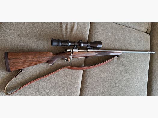 Winchester - 70 Clásico Acero Inoxidable Boss