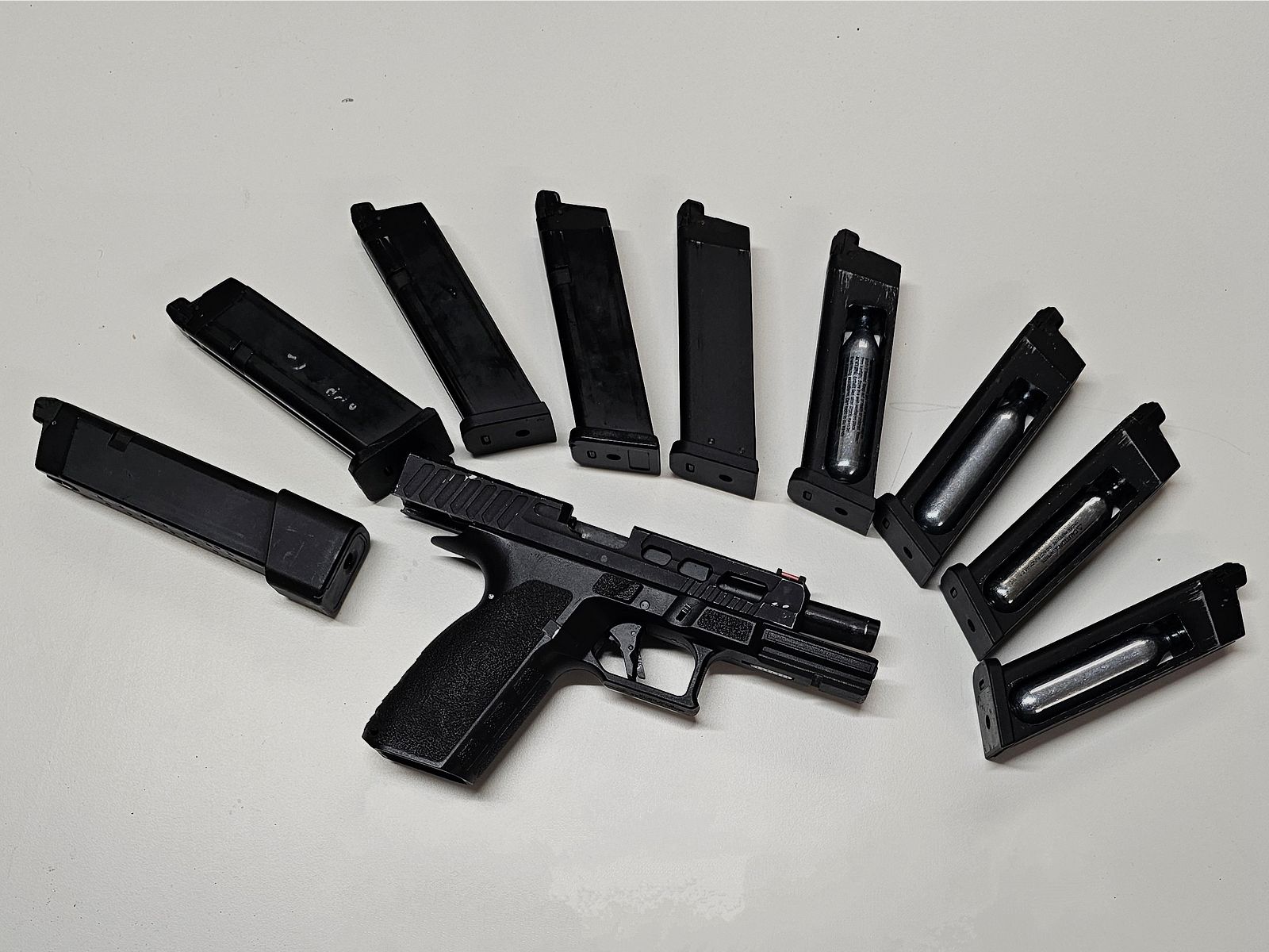 KP-13 Custom mit riesigem Magazinsatz