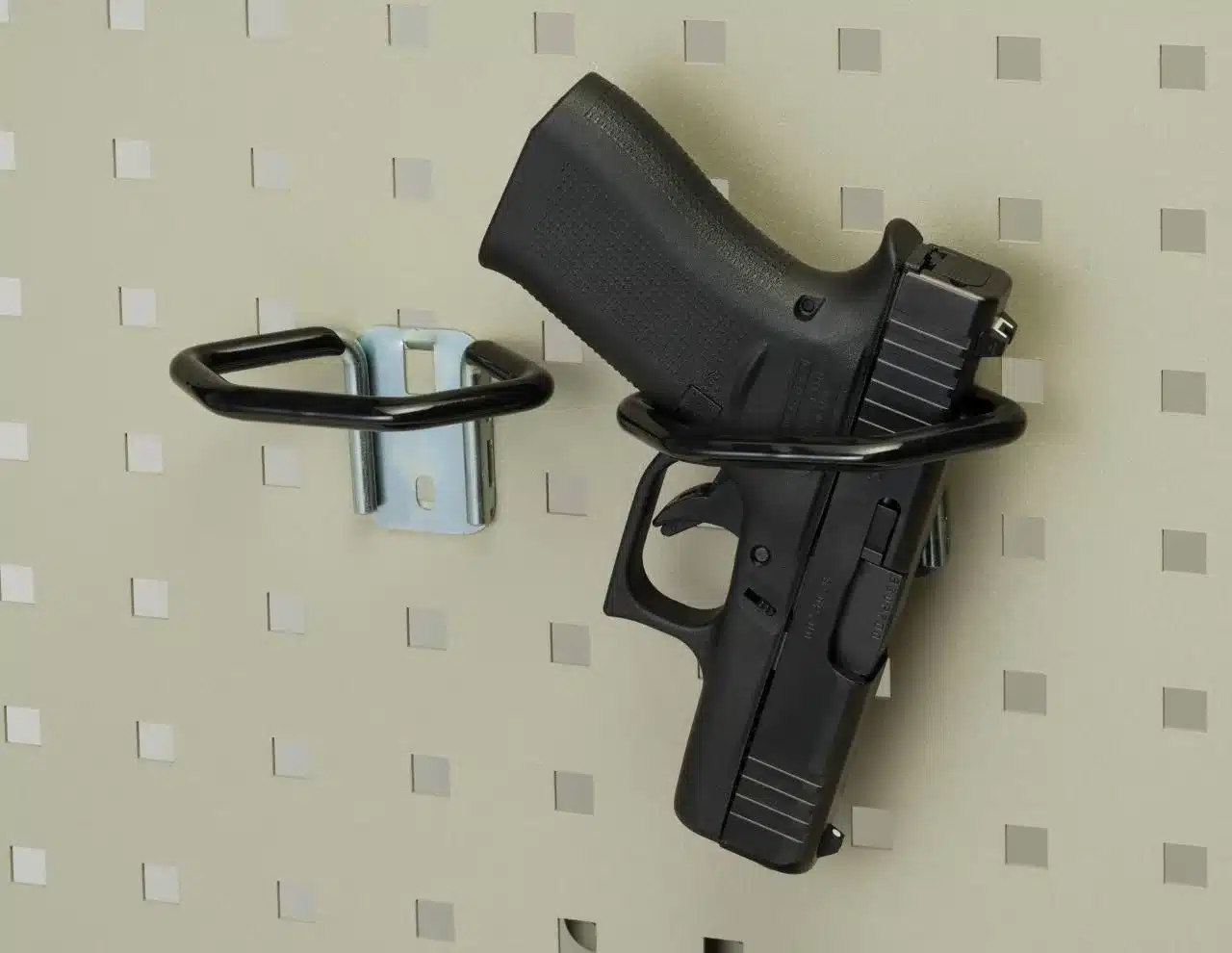 Hornady Security Accessories Square-Lok 2-Gun Pistol Rack, immagine 2 di 2