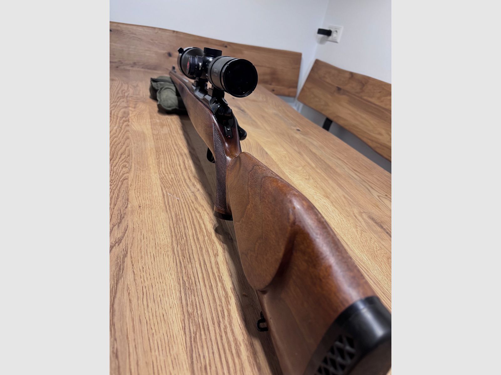 Sauer 90 Stutzen mit Leica Fortis 6 Zielfernrohr