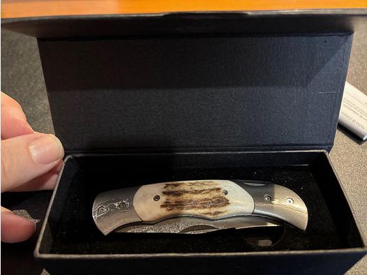 Böker pocket knife with horn look top