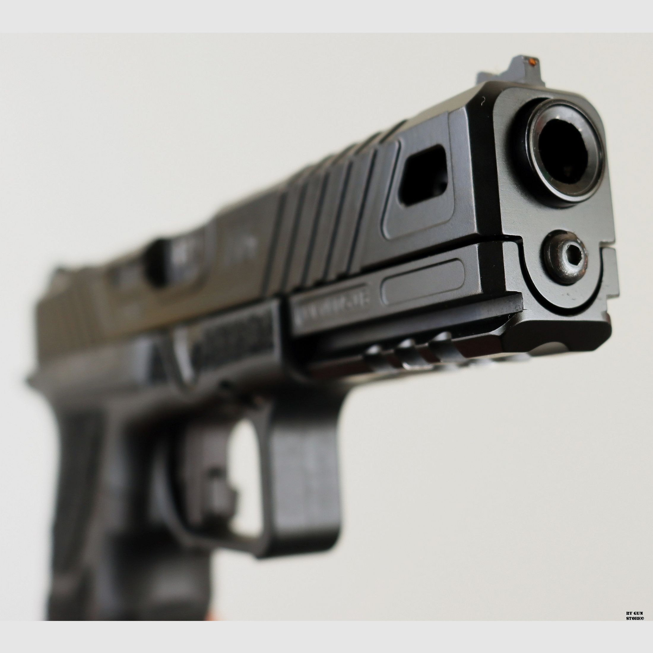 Pistolet ZEV mod. OZ9 kal. 9×19 para matr. ZEV-OZ0516 lufa 40333950, zdjęcie 8 z 14