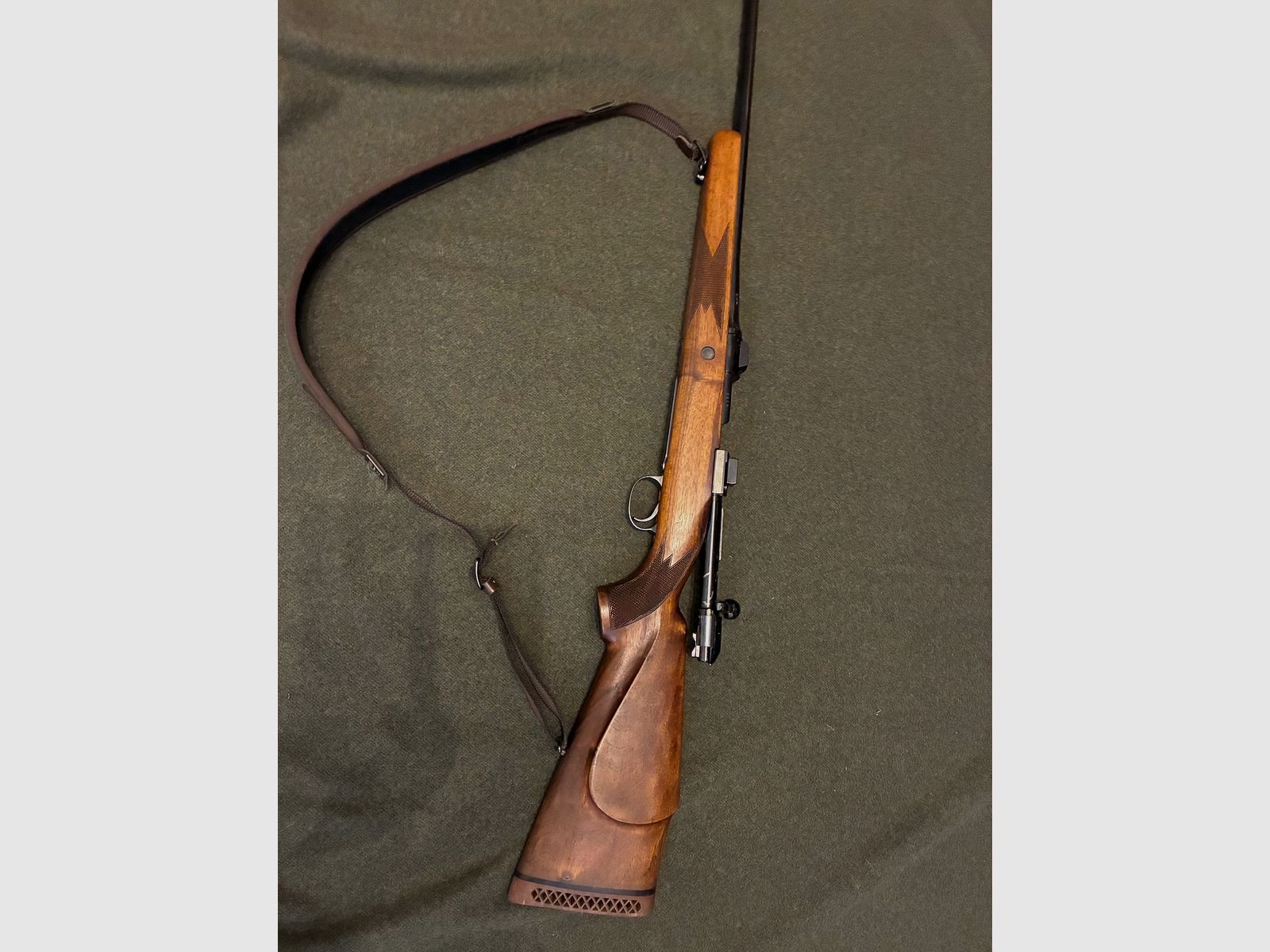 Repetidor Walther con cañón de competición