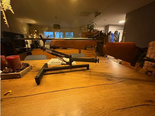 Fine Work Factory 300 4.5mm air rifle side lever