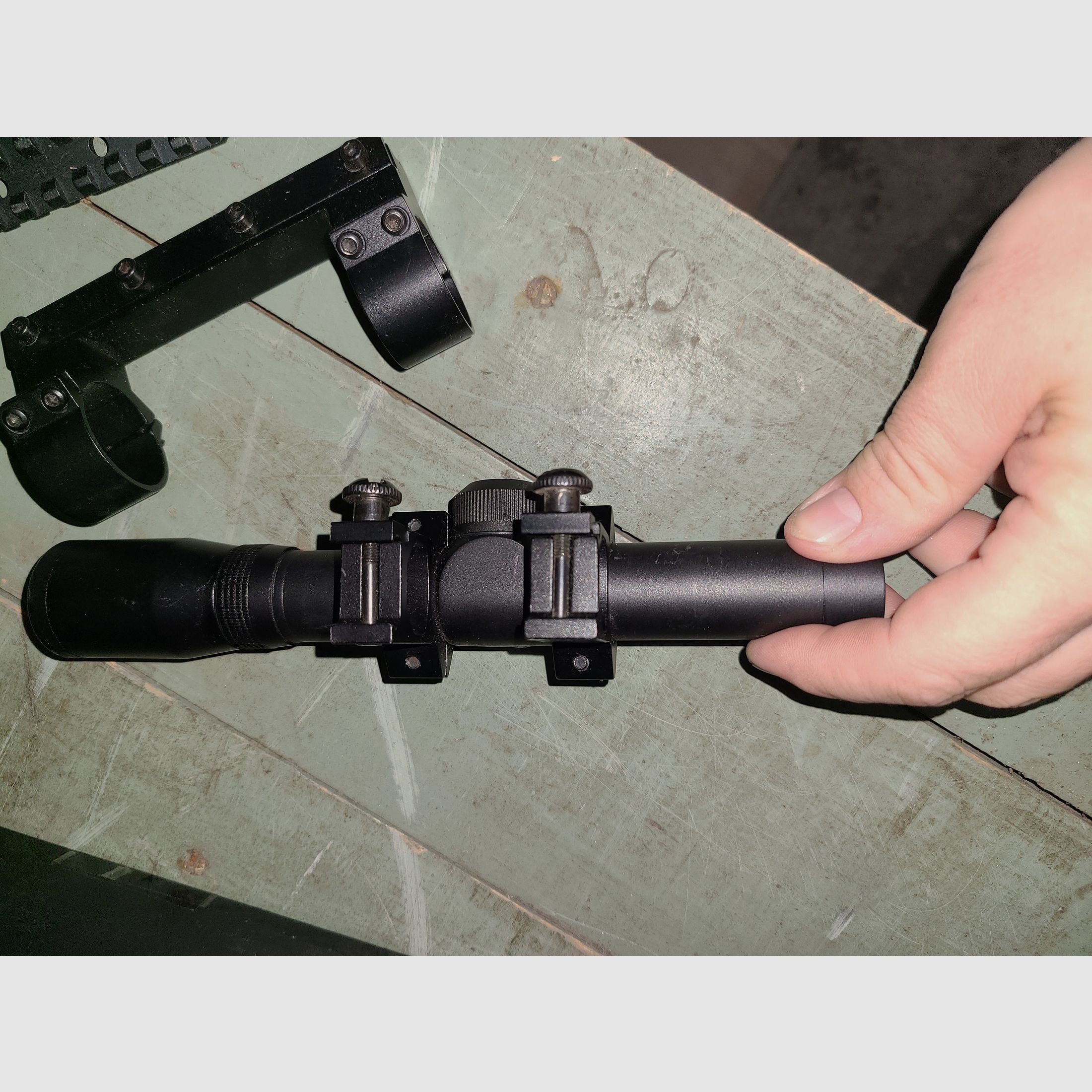 PISTOLA CON MIRINO VECCHIA ZFR UMAREX 1,5 x 15 COATED / + ZFR LUCIDO 2,5 x 20 USATO / ! LEGGERE LA DESCRIZIONE !, immagine 4 di 8