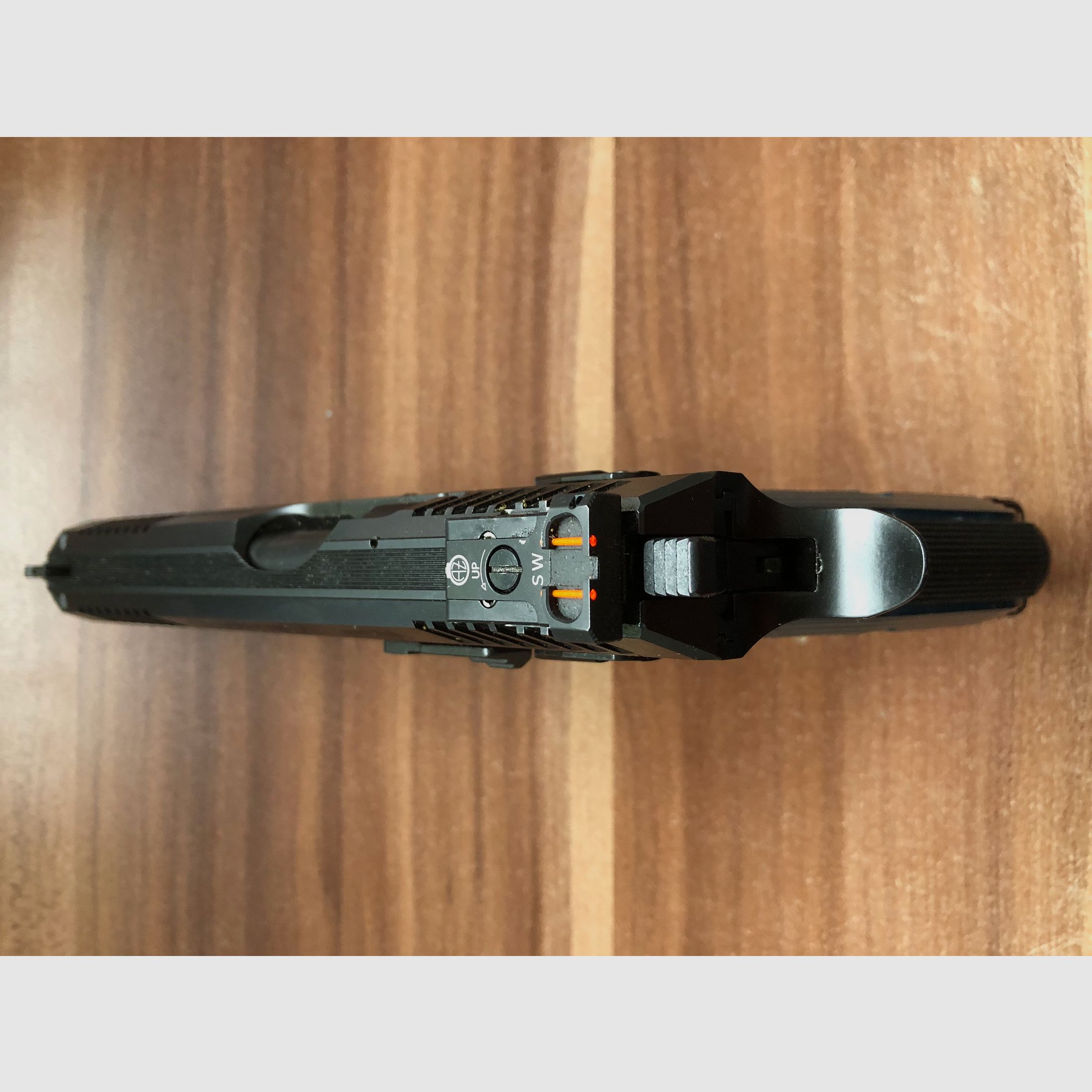 Verkoop halfautomatisch pistool CZ-Shadow Line II.