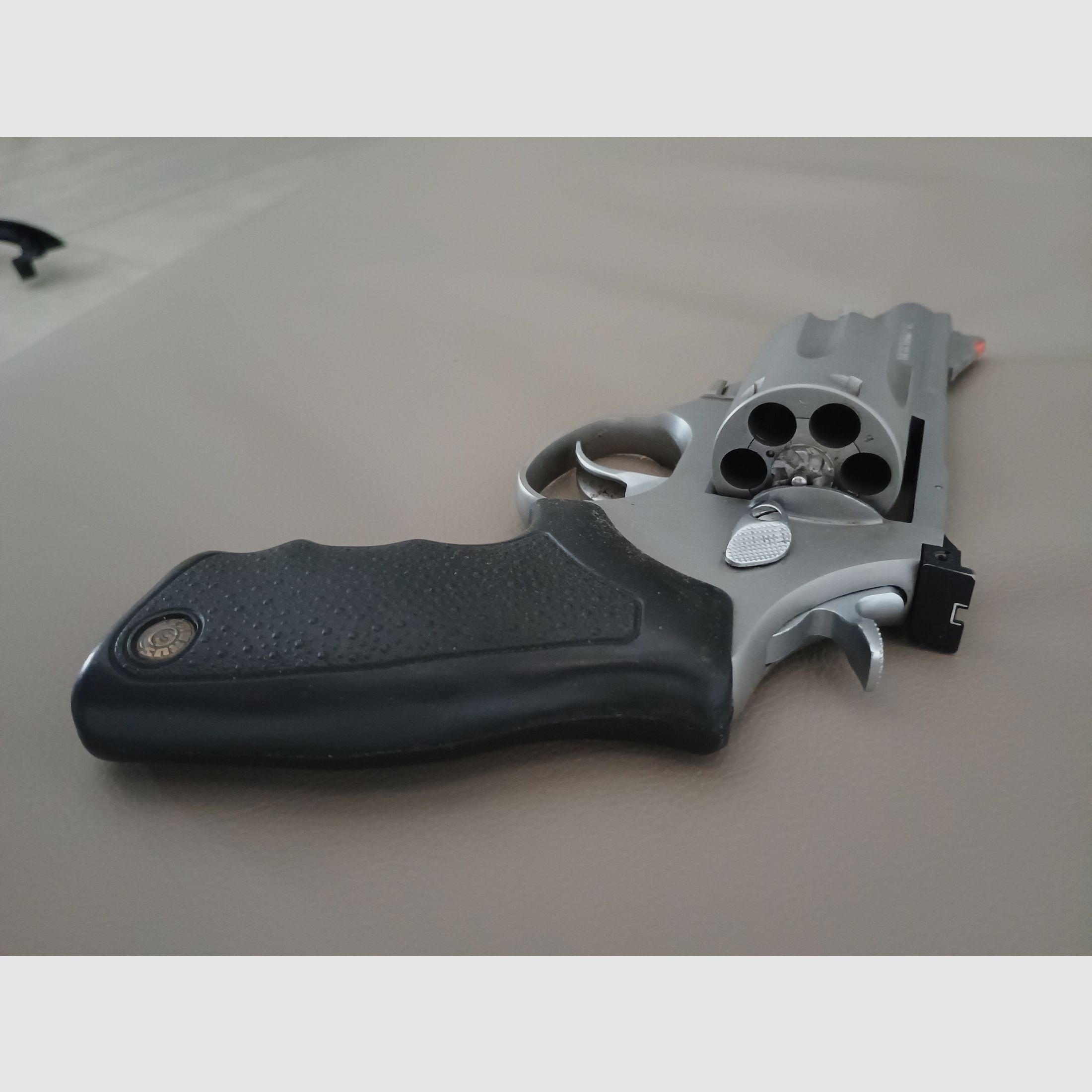 Revolver Taurus 3" Kaliber 357 Mag. - wie Neu