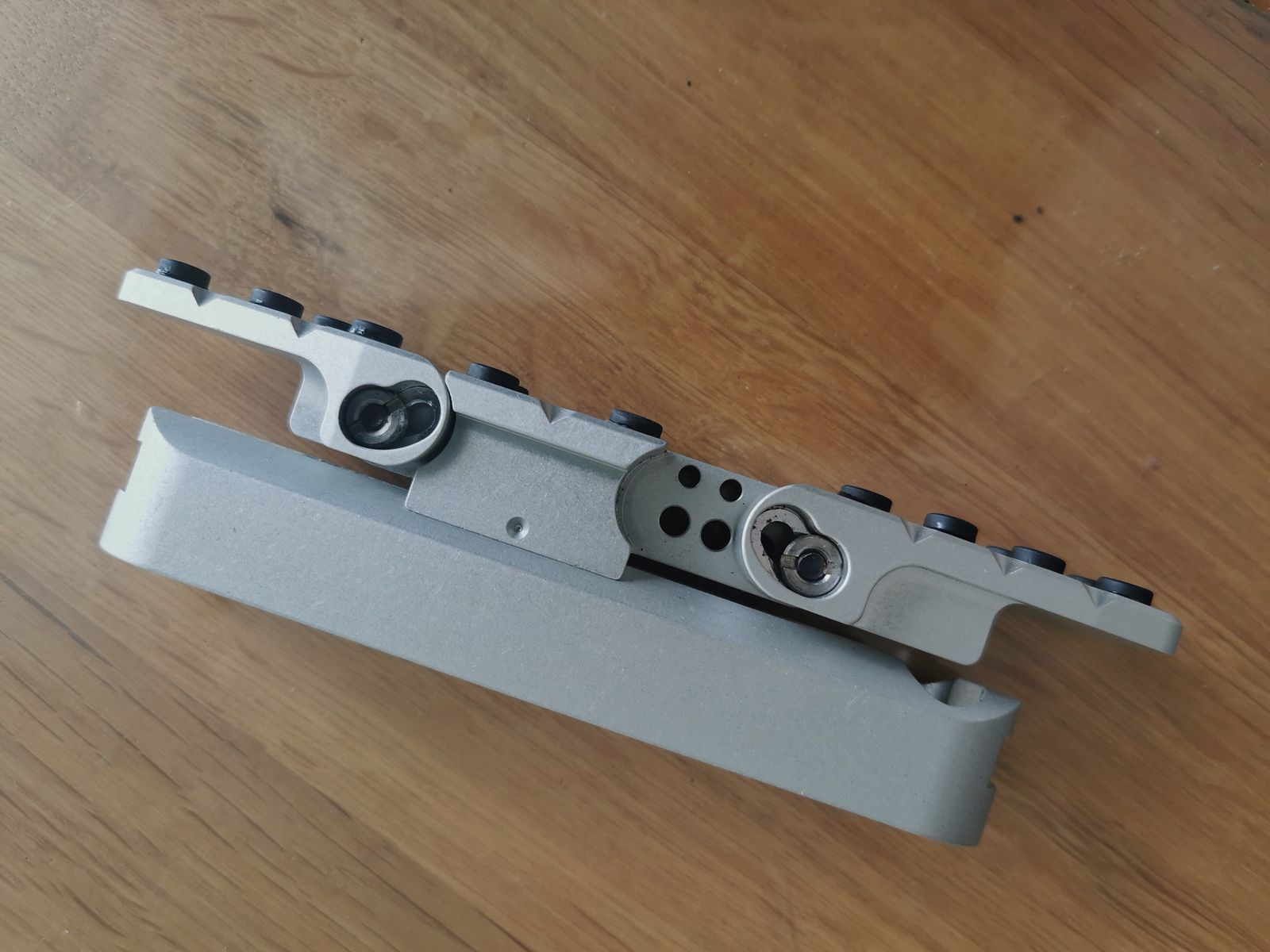 Schulterstütze MEC Compact 3  Top Zustand