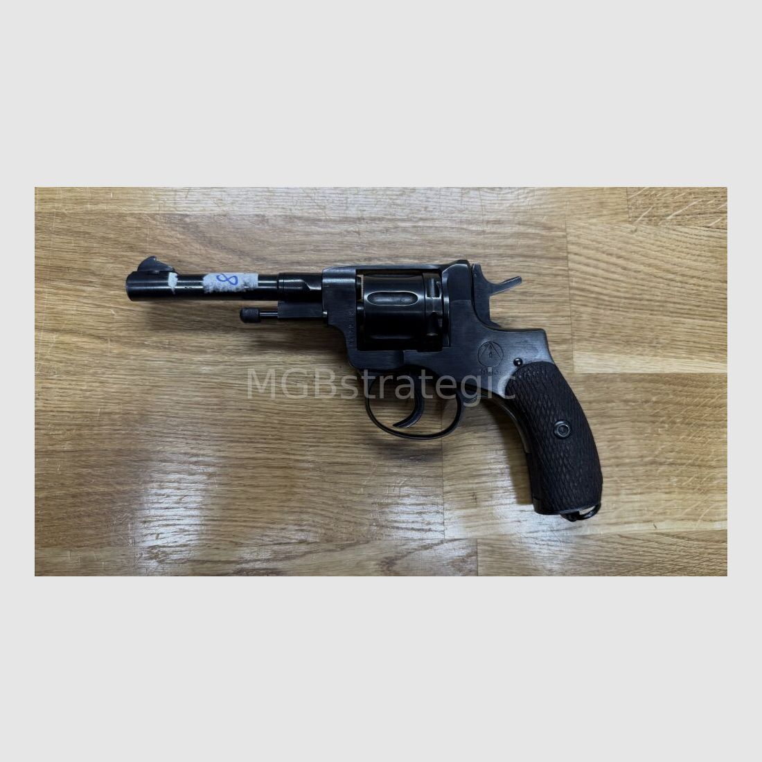 Izhvesk Nagant Revolver 1943 Red Army 7.62mm Nagant / Izhmash