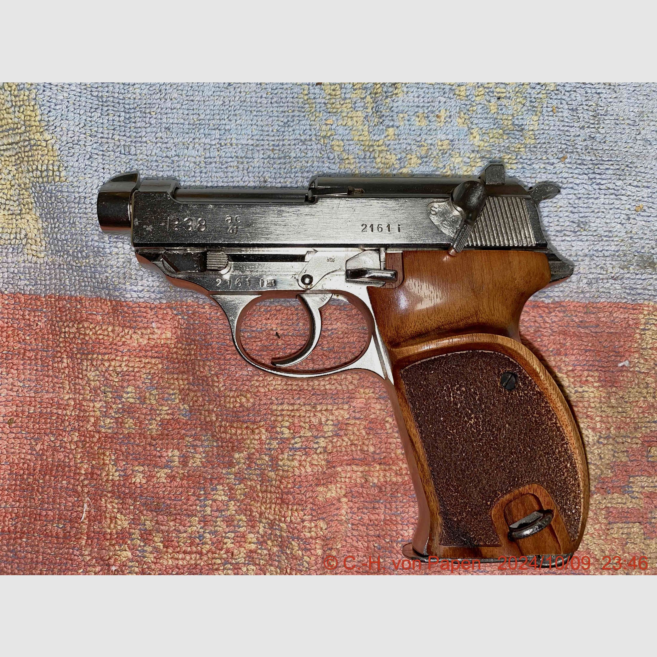 Walther P38 WaA 359 ac 41, Bild 1 von 15