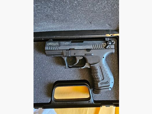 Walther P22 9mm P.A.K. schwarz inkl. 2. Magazin und Holster