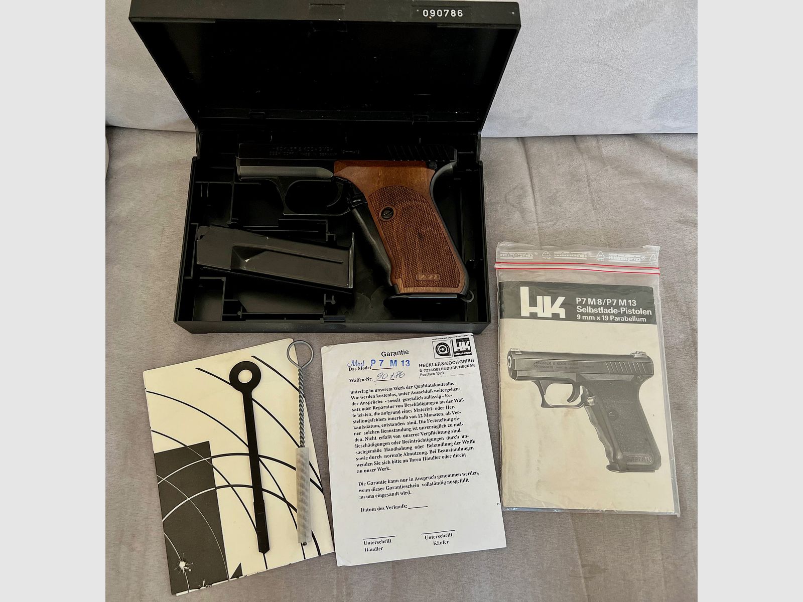 Heckler & Koch HK P7 M13 completely ORIGINAL & NEW (no SIG 210, Korriphila, Korth, Manurhin, Brüner CZ, Tanfoglio, Target Champion, S&W, Freedom Arms Casull, Customshop)