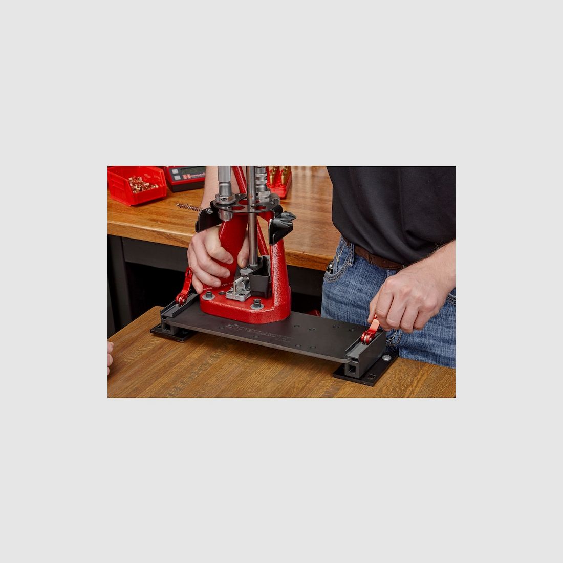 Hornady Montagesystem mit Schnellverschluss für Pressen und Geräte