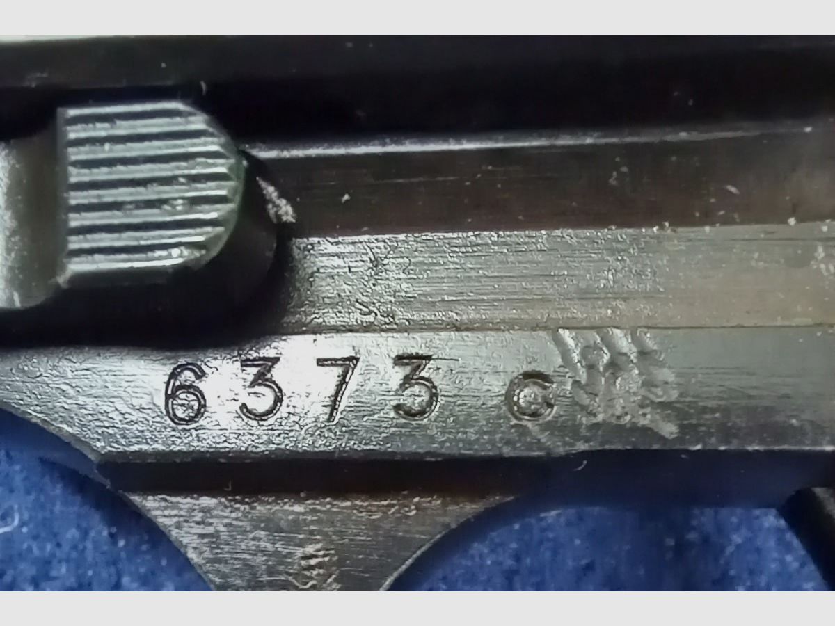 Wehrmachtspistole P38 ac 42 in calibro 9mm Luger, con timbro di accettazione WA 359