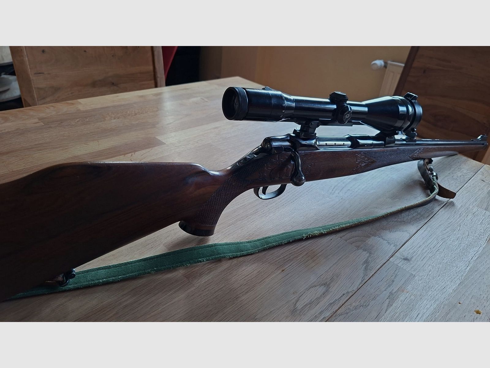 Sauer 80 Stutzen in Cal..30-06 with Zeiss Diavari Z Abs. 1 2.5-10x52