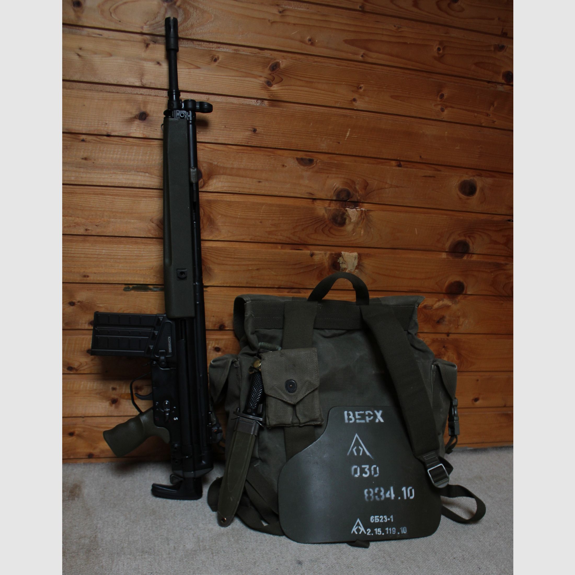 Ungeschossenes Umarex VFC Co2 G3 Ausf. G3A4 mit Original H&K Griff, Ladehebel, Schubschaft + Trapez Handschutz