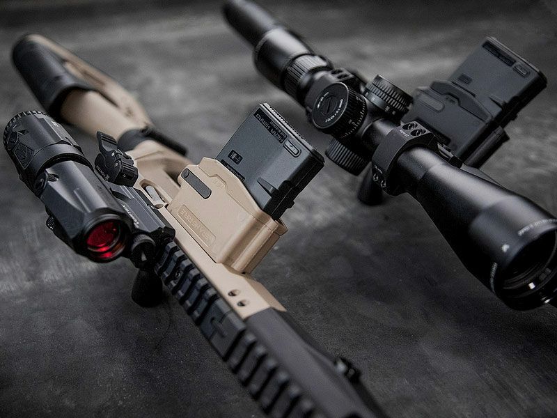 HERA ARMS H6 repetidor .223 REM con pozo de cargador lateral