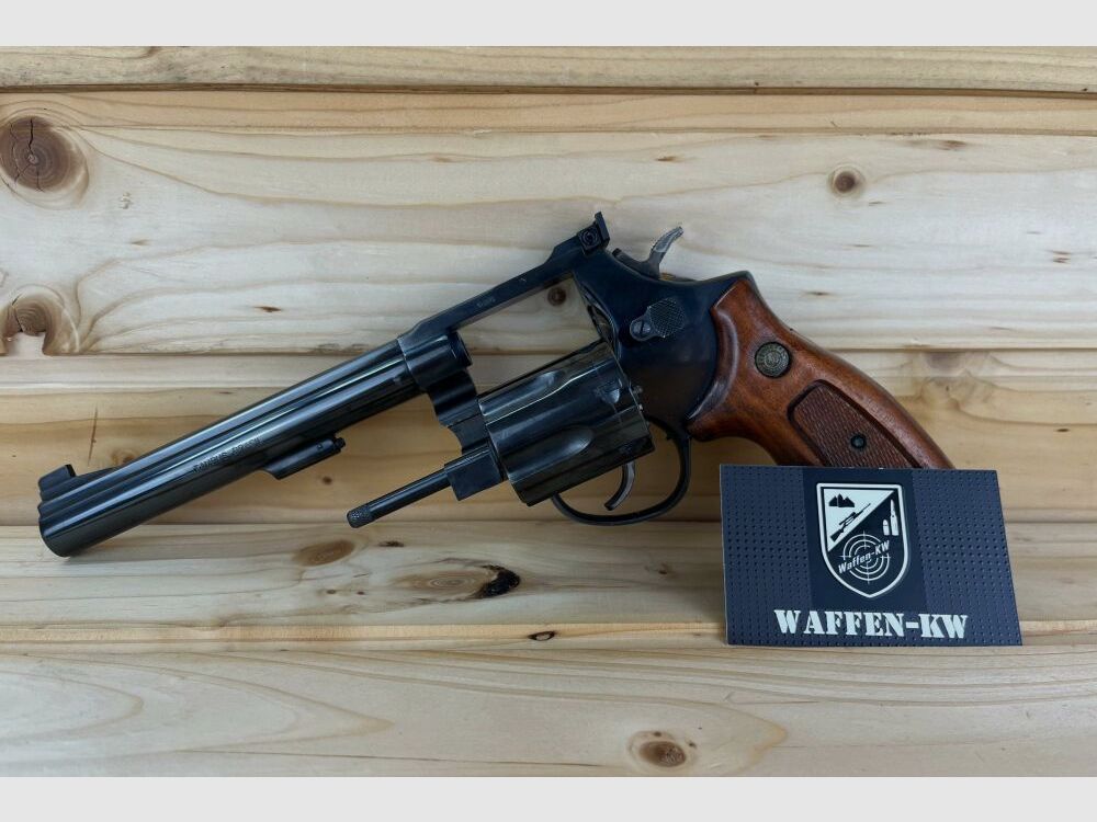 Taurus - Brasil, KK - Revolver .22lr, 6" Lauflänge, Holzgriffschalen .22lr