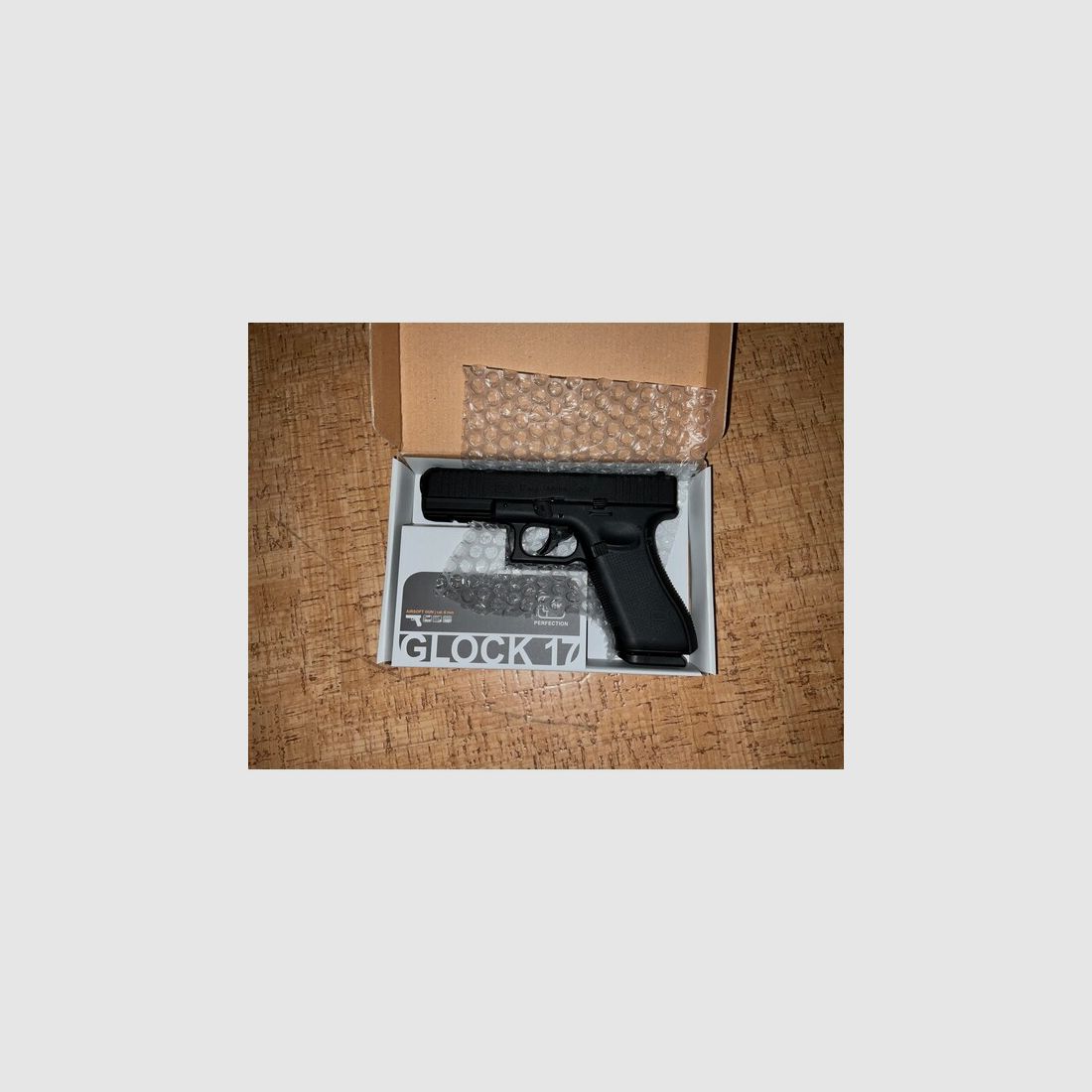 Glock 17 Gen. 5 Airsoft Neu 6mm bbs