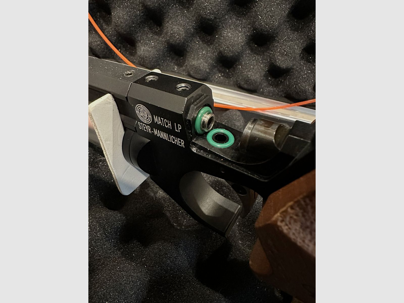 Steyr LP1 Match pistolet à air - nouvellement entretenu - cartouche jusqu'à 8/2035 - prix à débattre