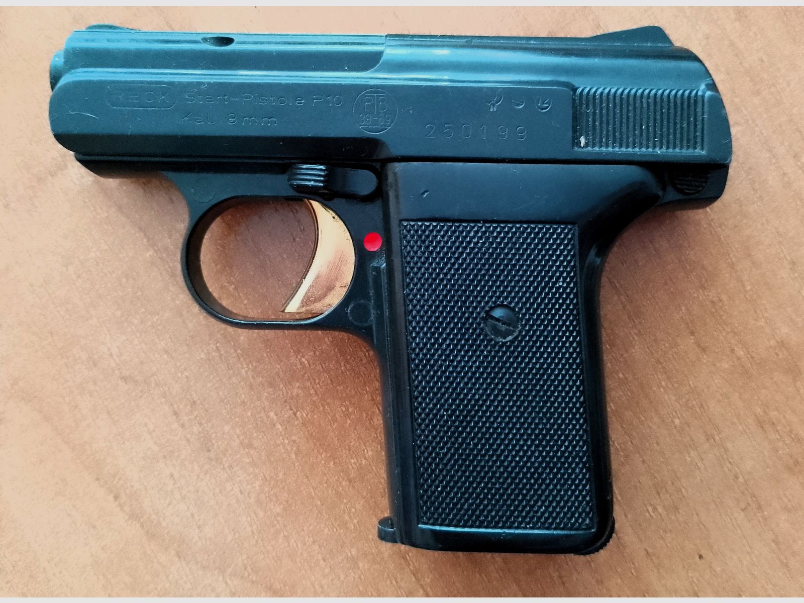 Stara pistolet gazowy Reck P10 w kalibrze 8 mm Knall/ PTB 38-69