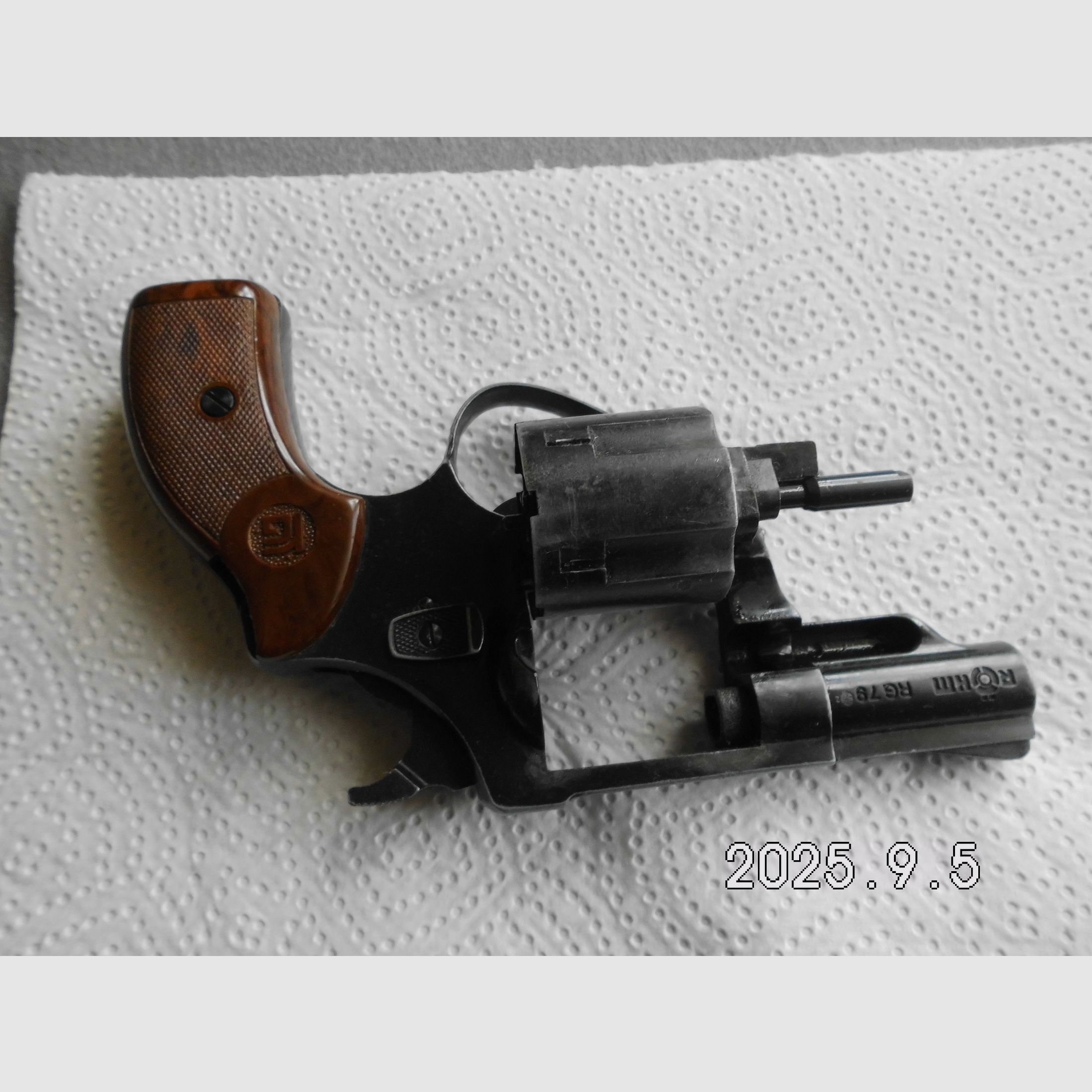 Blank firing revolver Röhm 78.