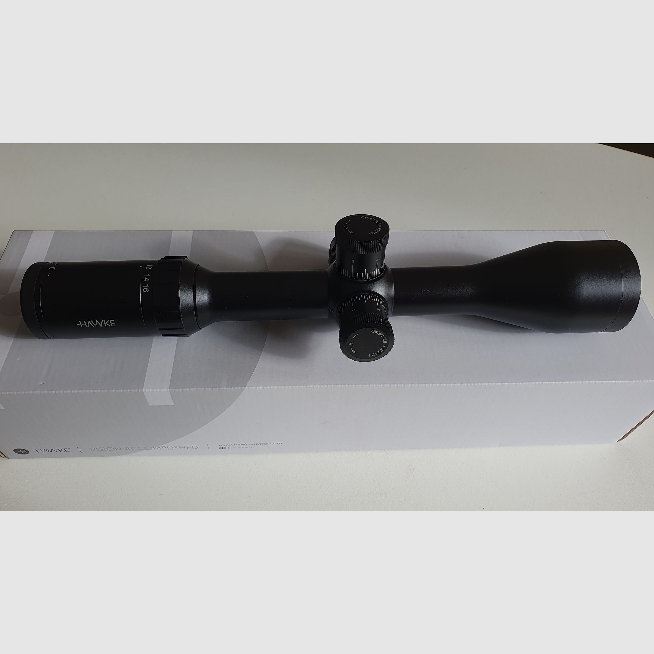 Hawke Vantage 4-16x50 SF: 30 WA FFP Połowa MilDot 14300