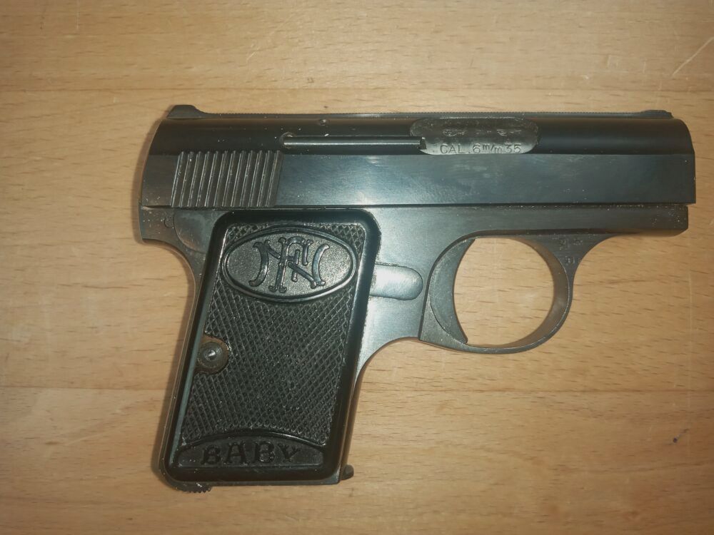 FN Browning , Herstal Baby