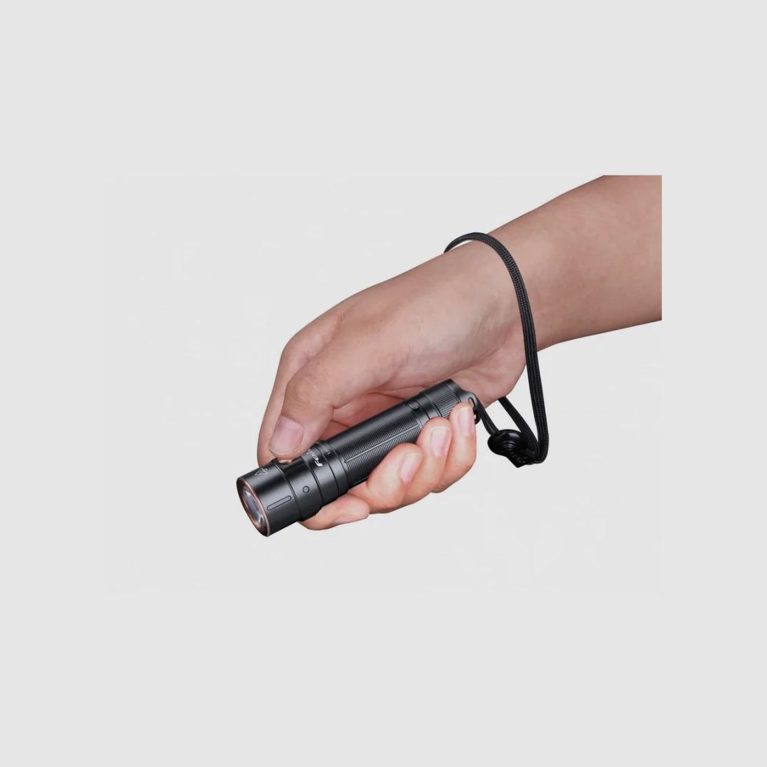 Fenix E28R flashlight, image 3 of 4