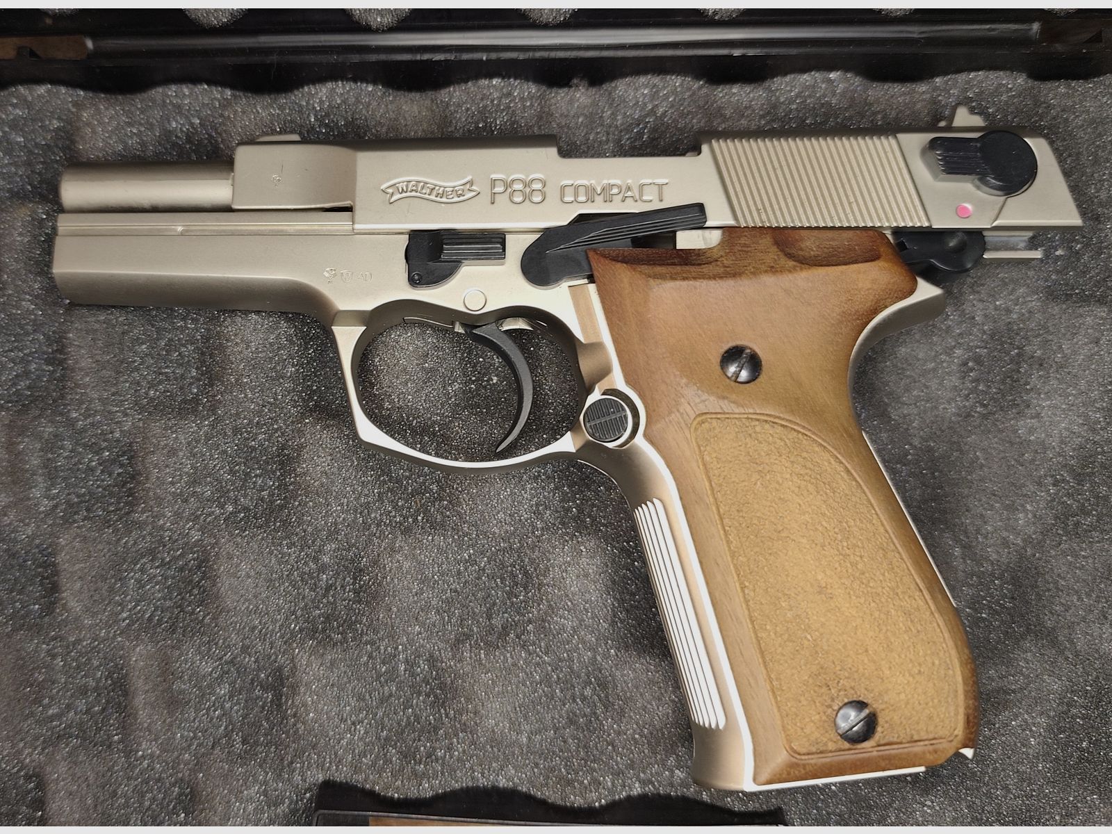 Walther P88 Compact Nickel PTB 764 Silvester-set ver.Pyro+50 schoten munitie