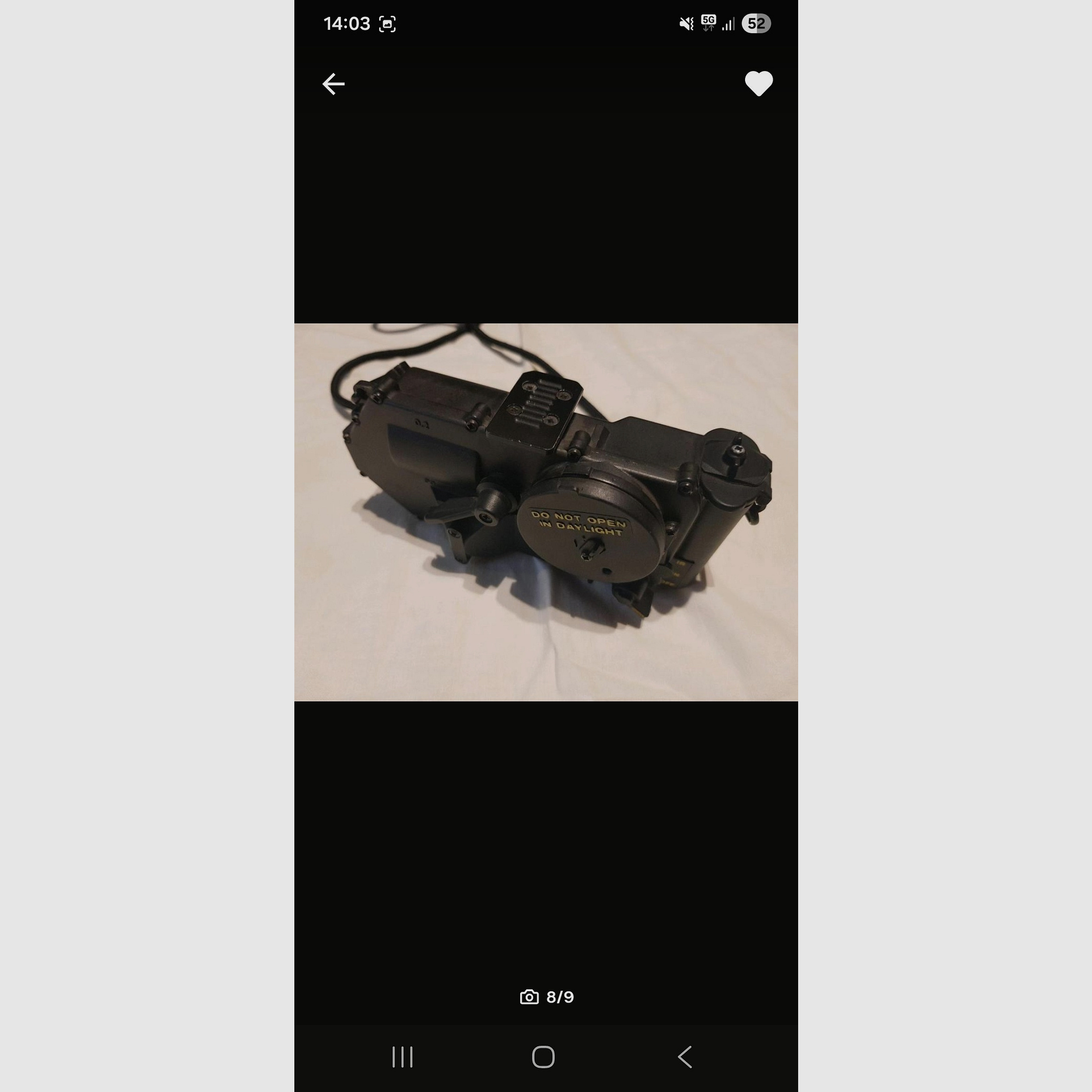 Nachtzichtversterker met helm- en hoofdbevestiging