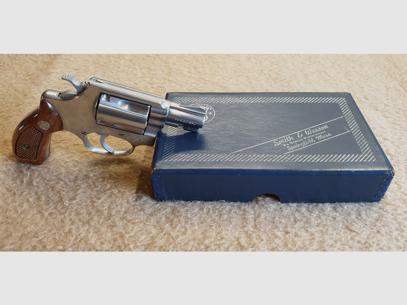 Revolver 38spec Smith & Wesson inkl. Originalkarton u. -beschreibung