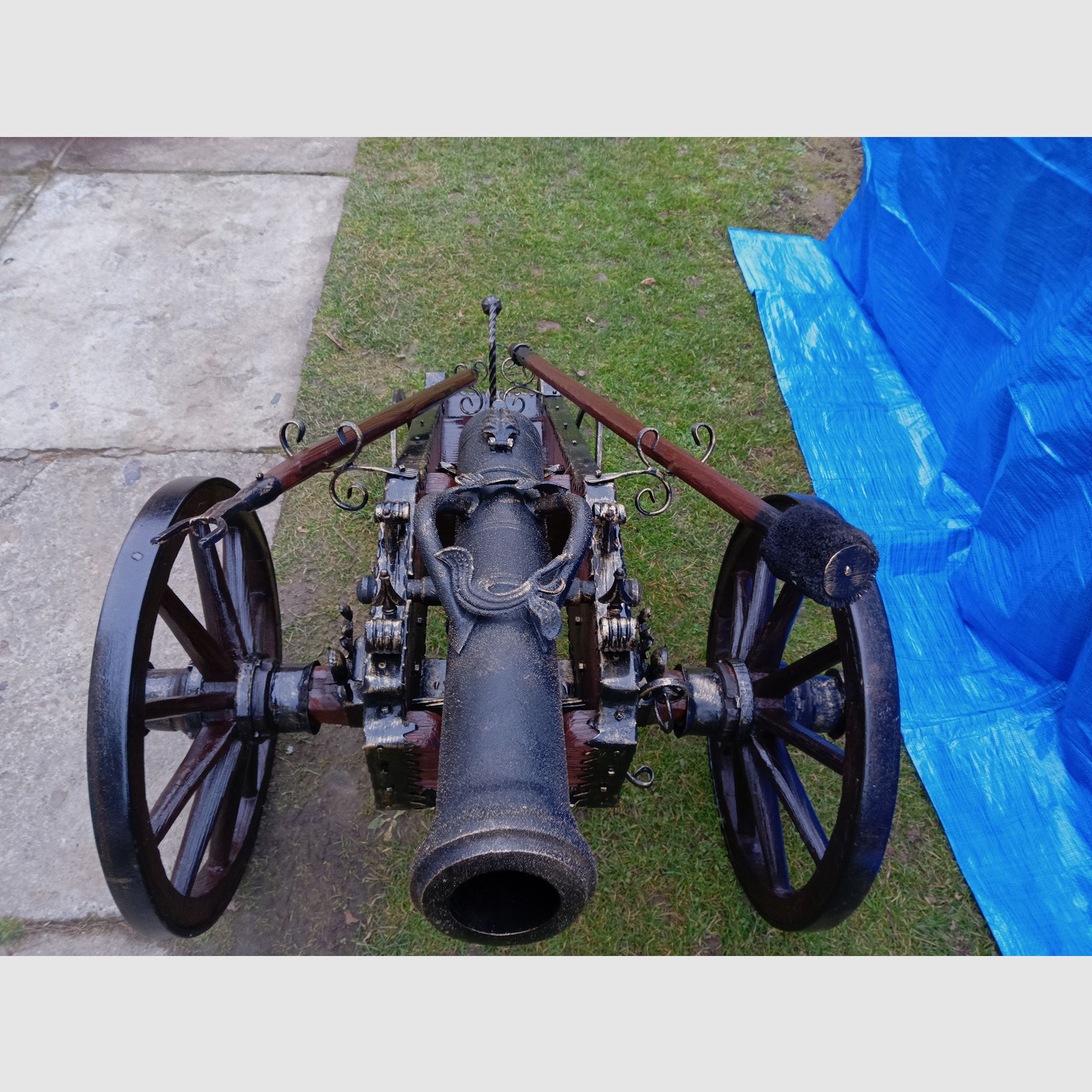 SPRZĘT, KANONY Sprzedaż armat ogrodowych do wystrzeliwania fajerwerków