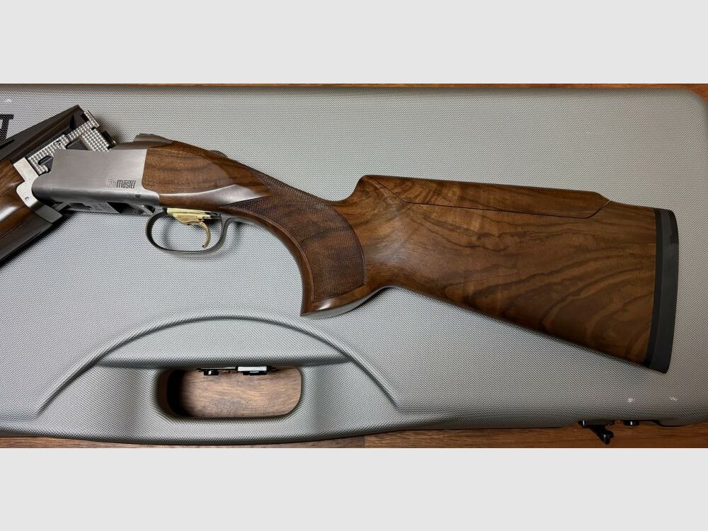 Browning B725 ProMaster regulowany 81 cm długości lufy 12/70
