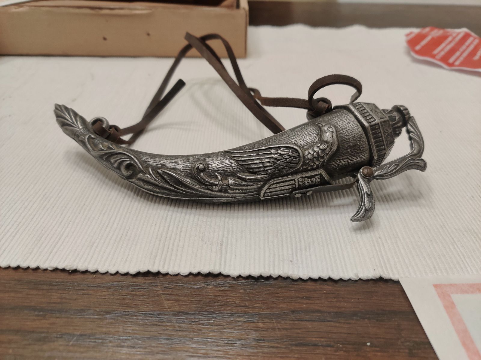 Corne d poudre allemande avec fermeture mobile, 16ème siècle