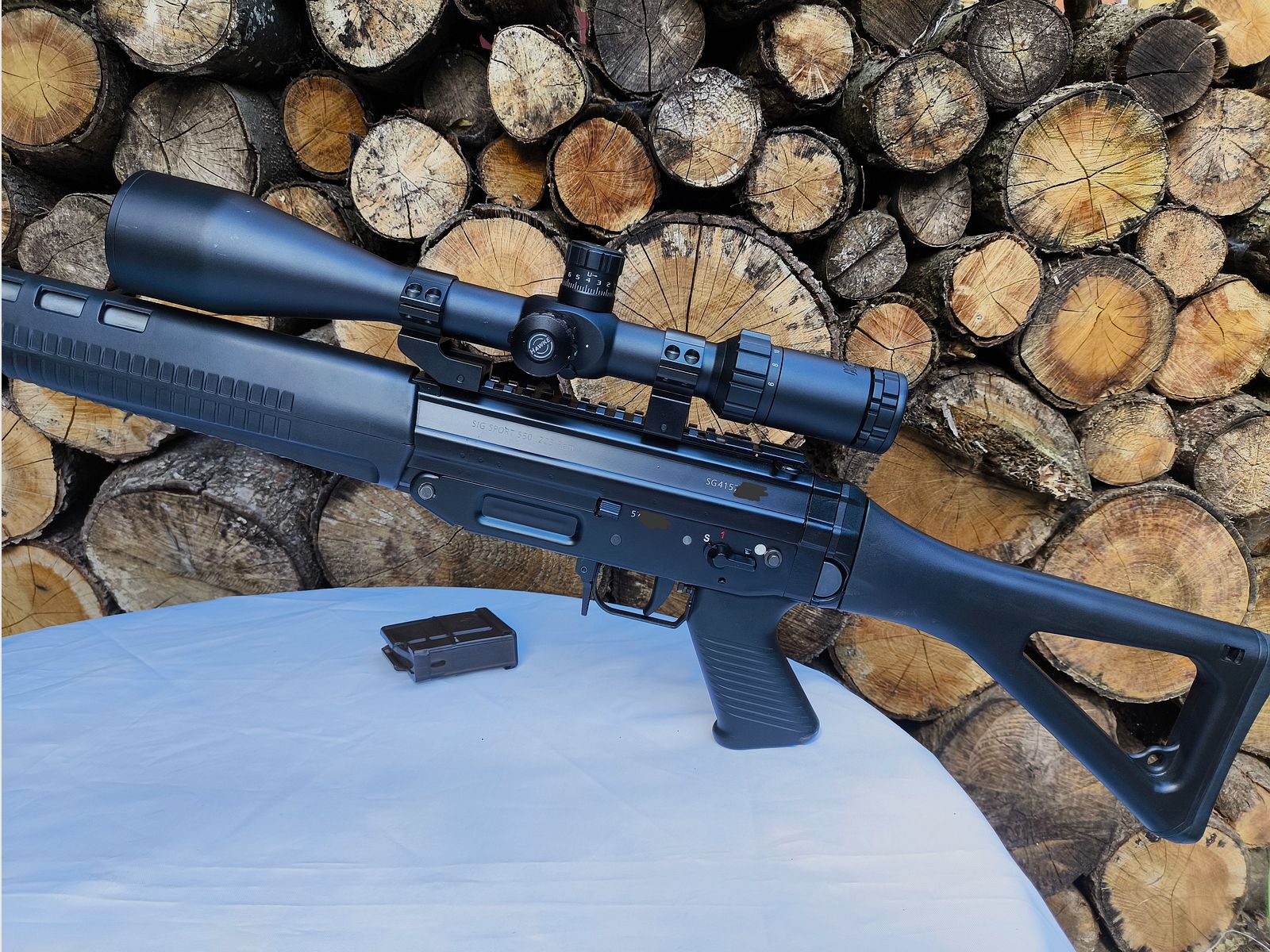 Sig 550 Sport .223 Rem. mit Hawke Sidewinder 30 SF 6-24x56 SR-PRO