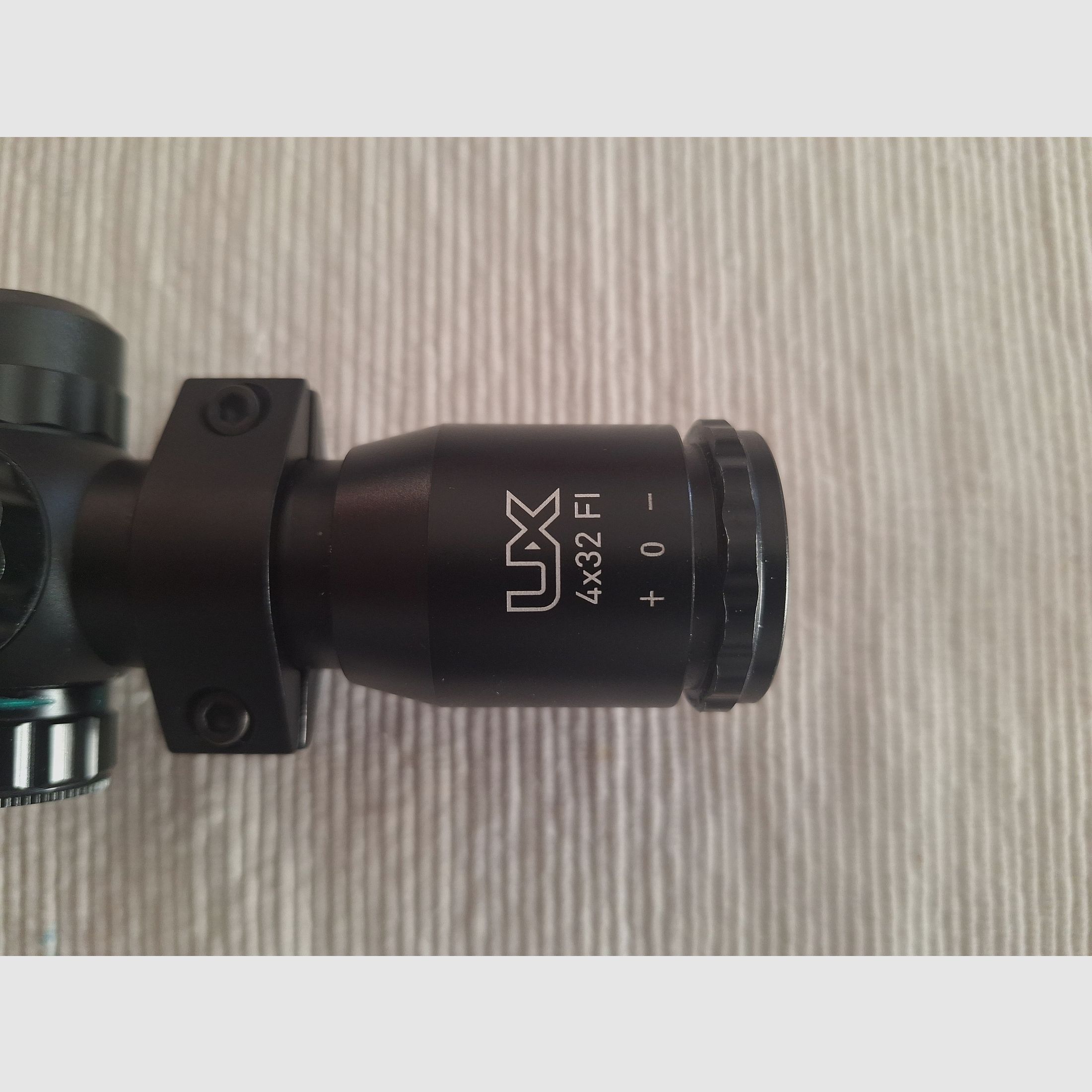 UX RS riflescope 4x32 DC-FI - illuminated duplex reticle
