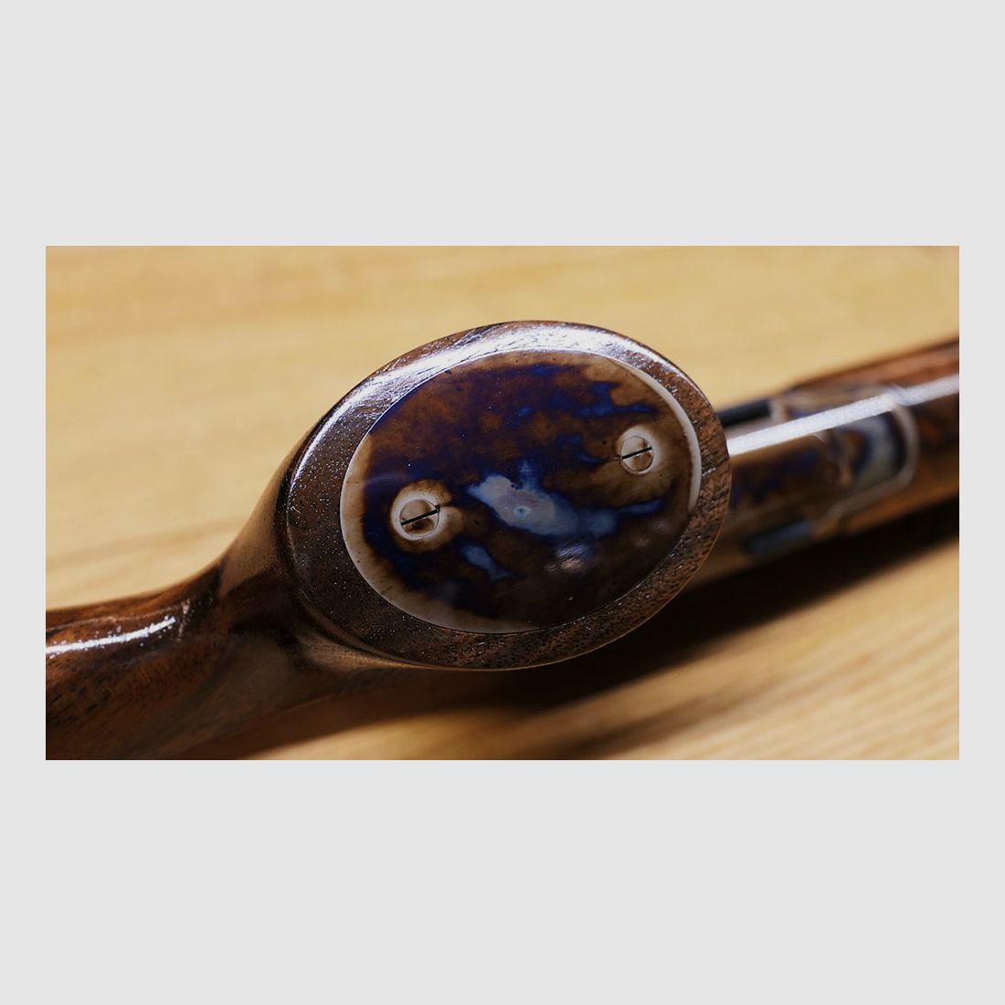 Blaser R8 Lochschaft mit Bunthärtung / Stahlsystem / glänzendes Finish / TRAUM AUS HOLZ UND STAHL